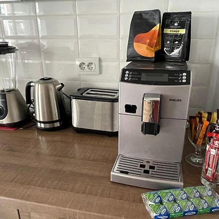 Cozy Apartment With Free Parking 클루지나포카 외부 사진